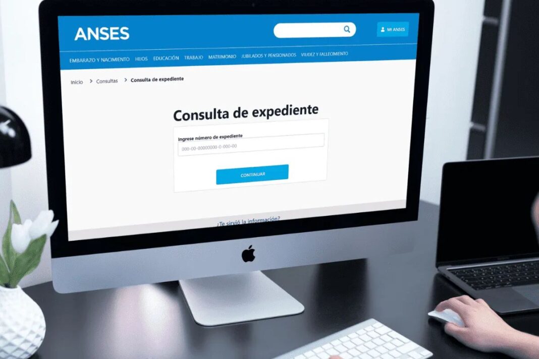 Consultar expediente ANSES es esencial para quienes buscan mantenerse informados sobre su situación de seguridad social en Argentina.